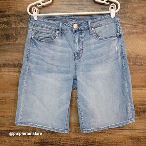 Seven7 Bermuda Shorts Size 12 Mid Rise Tummy Control Light Wash Stretch Denim